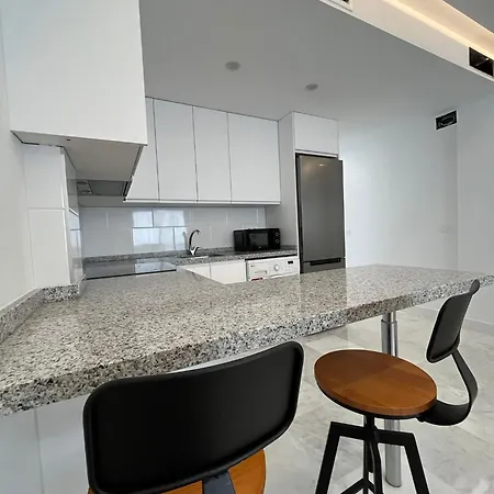 La Apartment *